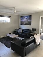 Abalina Cottages, Rotary Drive