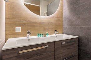 Roompot Hotel Marinapark Volendam