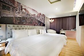 FX Hotel Tainan MinSheng Road Branch