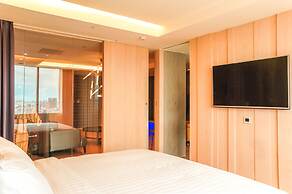 FX Hotel Tainan MinSheng Road Branch