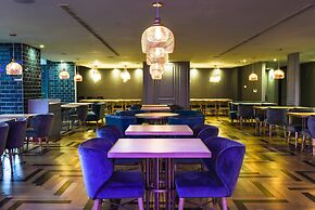 FX Hotel Tainan MinSheng Road Branch