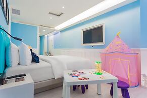 FX Hotel Tainan MinSheng Road Branch