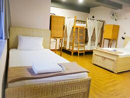 Metro Pratunam Boutique Hotel