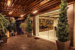 Metro Pratunam Boutique Hotel