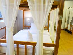 Metro Pratunam Boutique Hotel