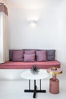 Maregio Suites