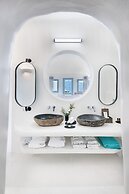 Maregio Suites