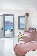 Maregio Suites