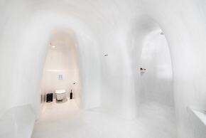 Maregio Suites