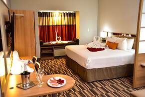 Microtel Inn & Suites by Wyndham Cuauhtemoc Campos Menonitas