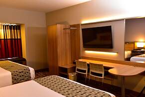 Microtel Inn & Suites by Wyndham Cuauhtemoc Campos Menonitas