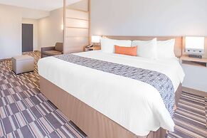 Microtel Inn & Suites by Wyndham Cuauhtemoc Campos Menonitas