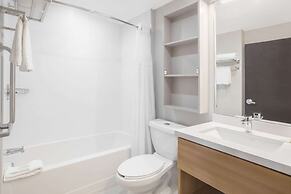 Microtel Inn & Suites by Wyndham Cuauhtemoc Campos Menonitas