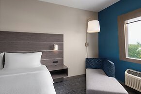 Holiday Inn Express & Suites Boynton Beach West by IHG