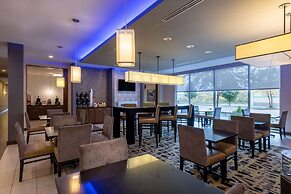 La Quinta Inn & Suites by Wyndham Morgantown