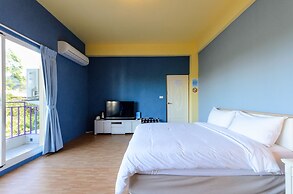 Barefoot and Breakfast