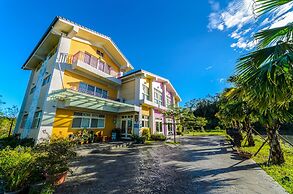 Barefoot and Breakfast