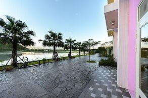 Barefoot and Breakfast