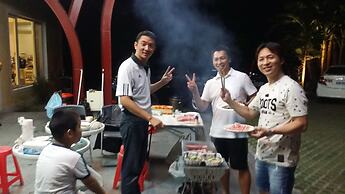 Barefoot and Breakfast