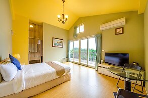 Barefoot and Breakfast