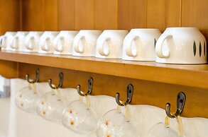 Barefoot and Breakfast