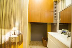 Barefoot and Breakfast