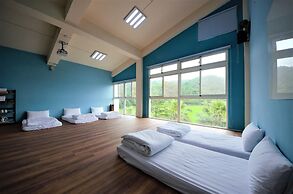 Barefoot and Breakfast