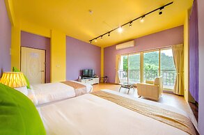 Barefoot and Breakfast