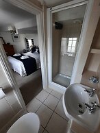 The White Cottage B&B