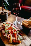 Coorie Inn Restaurant and Rooms