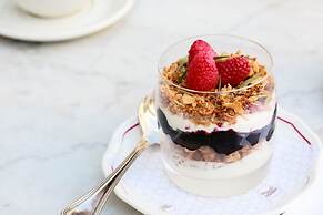 Kimpton Cardinal Hotel by IHG