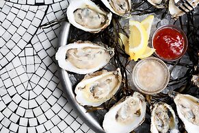 Kimpton Cardinal Hotel by IHG