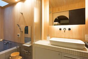 'Kakishibu-an' Machiya Holiday House