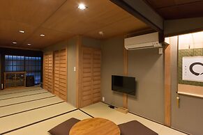 'Kakishibu-an' Machiya Holiday House