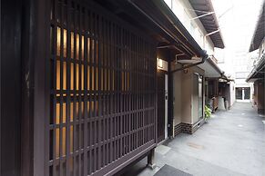 'Kakishibu-an' Machiya Holiday House