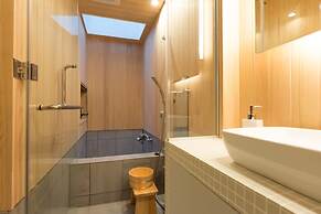 'Kakishibu-an' Machiya Holiday House