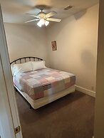 Hermann Crown Suites