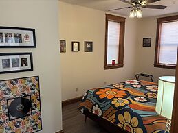 Hermann Crown Suites
