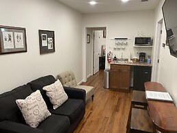 Hermann Crown Suites