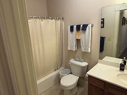 Hermann Crown Suites