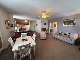 Hermann Crown Suites
