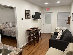 Hermann Crown Suites