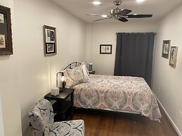 Hermann Crown Suites