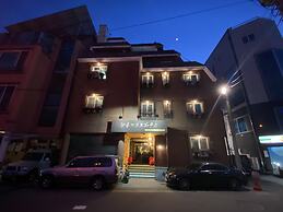 GN Guesthouse Jungang - Hostel