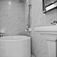 Gukje Business Hotel