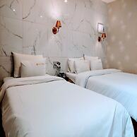 Gukje Business Hotel