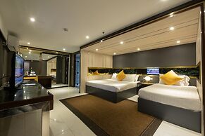Star Plaza Hotel