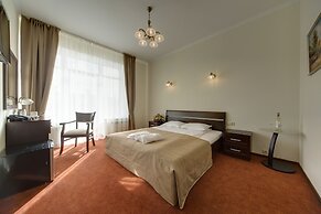 Solo Admiralteyskaya