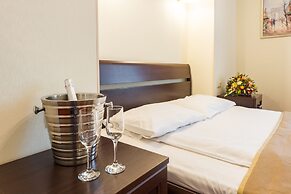 Solo Admiralteyskaya