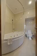 Solo Admiralteyskaya